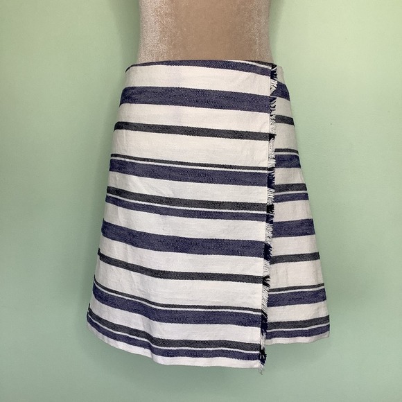 LOFT Dresses & Skirts - Ann Taylor LOFT Woven Cotton Blanket Short Wrap Skirt Stripes Fringe